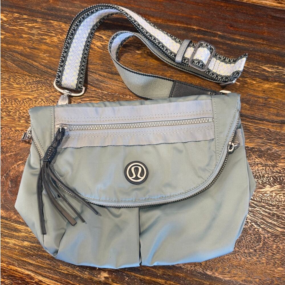 Lululemon All Night Festival Bag 5L Crossbody